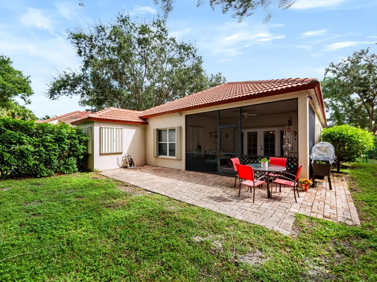 Residence photo 34