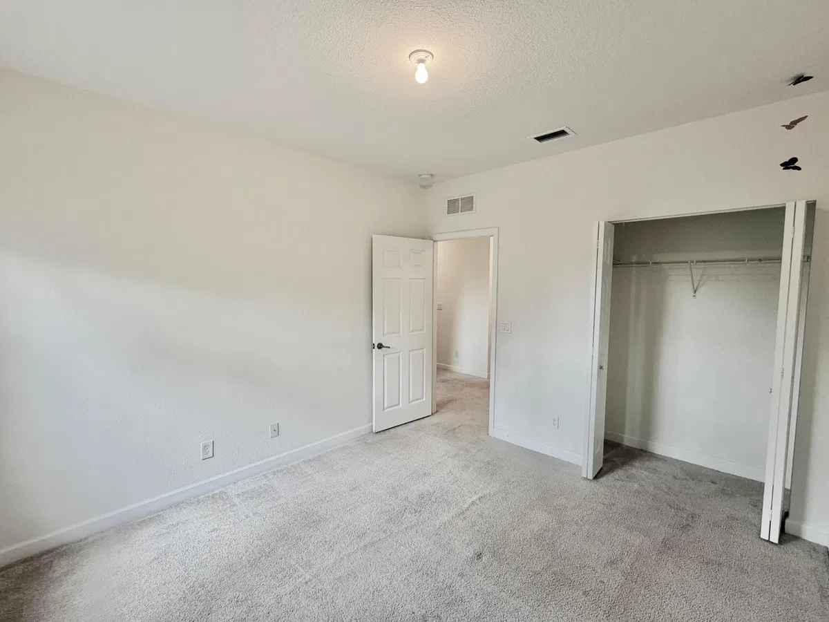  Residence photo 16