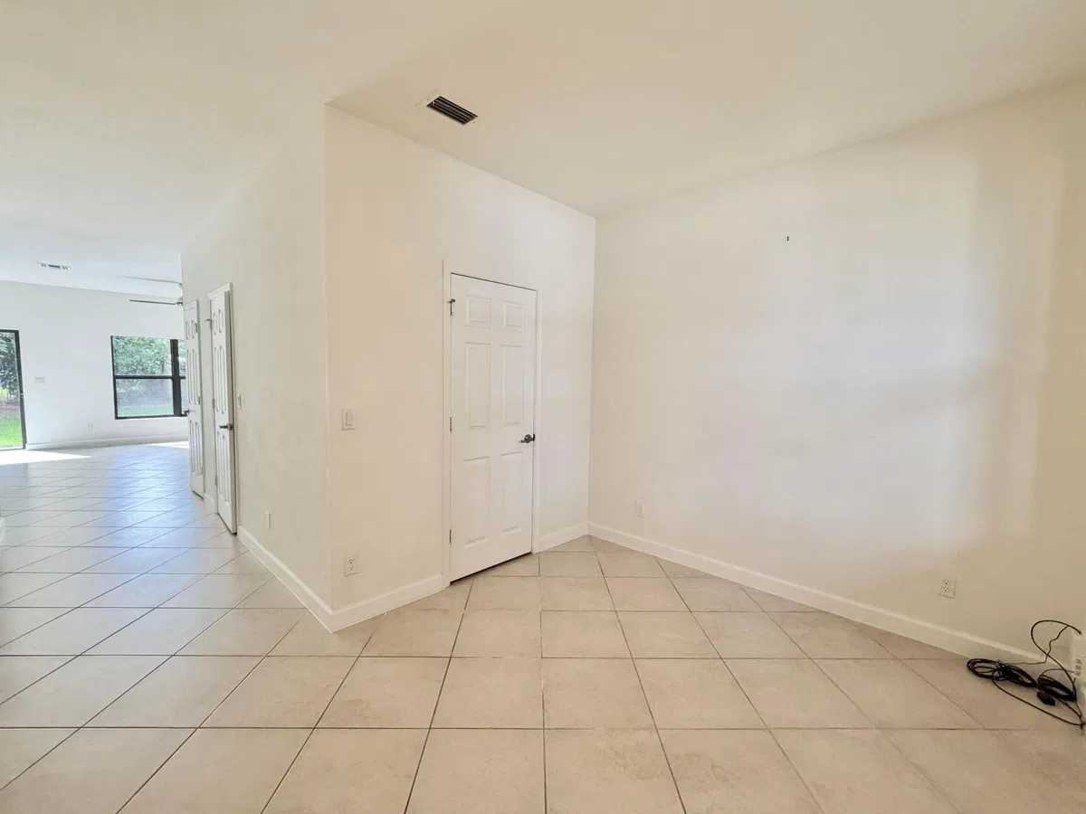  Residence photo 22