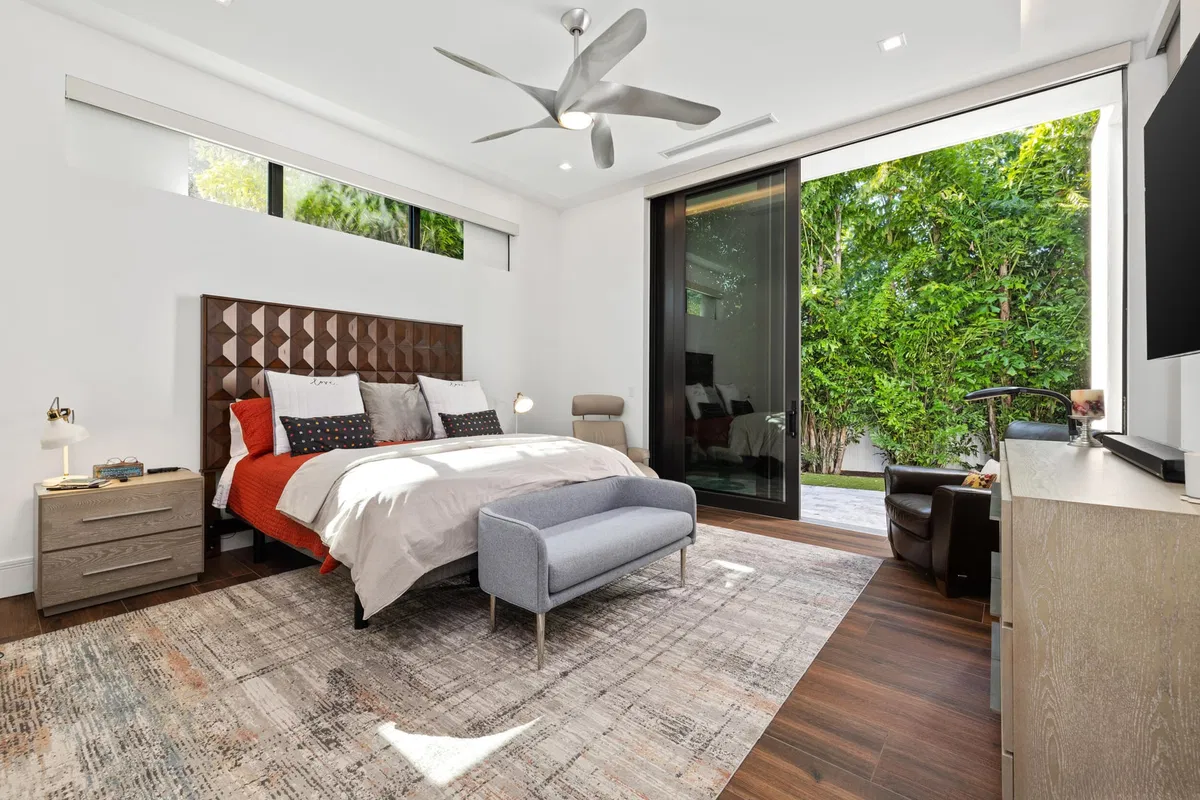 Residence photo 13