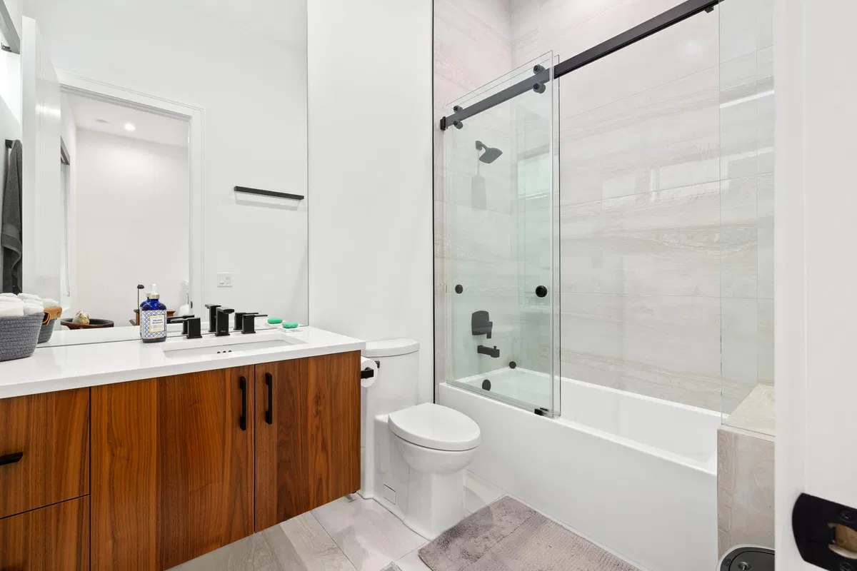 Residence photo 19