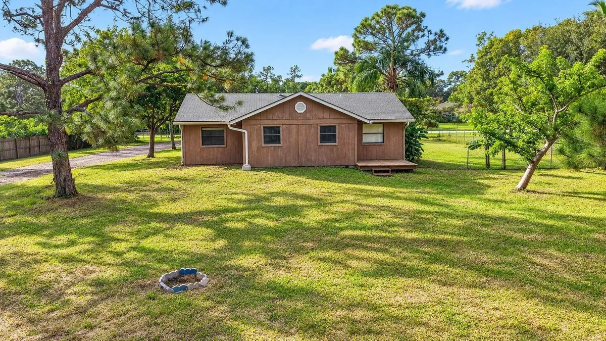 Residence photo 43