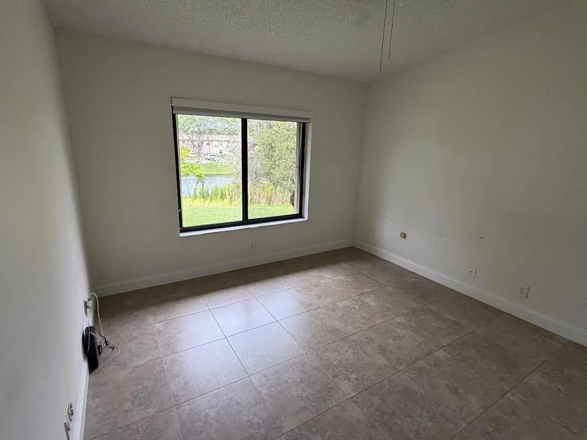  Unit 203 photo 7