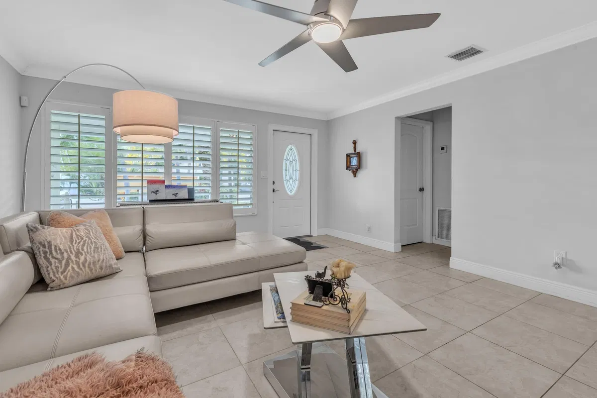 Residence photo 4