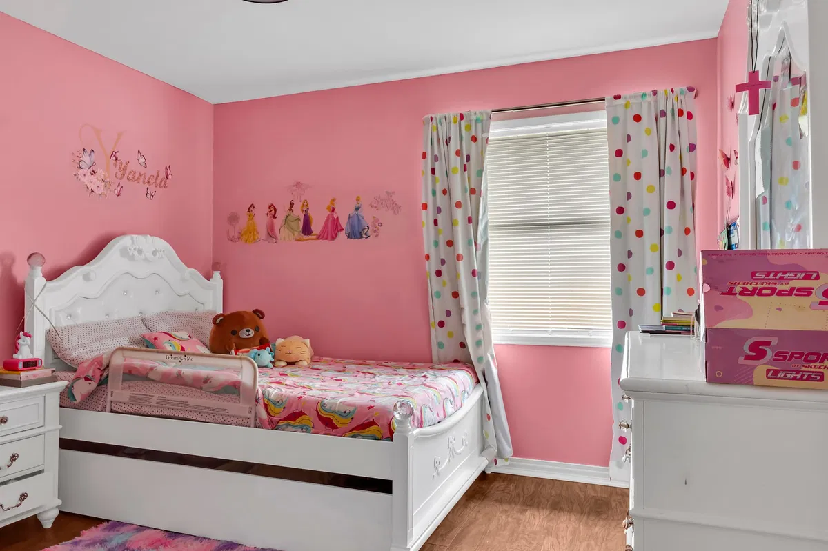 Residence photo 13