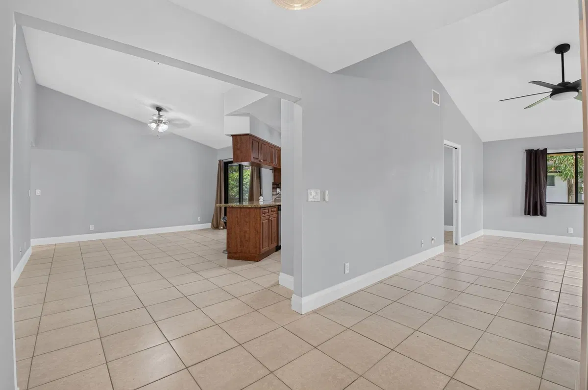 Residence photo 10
