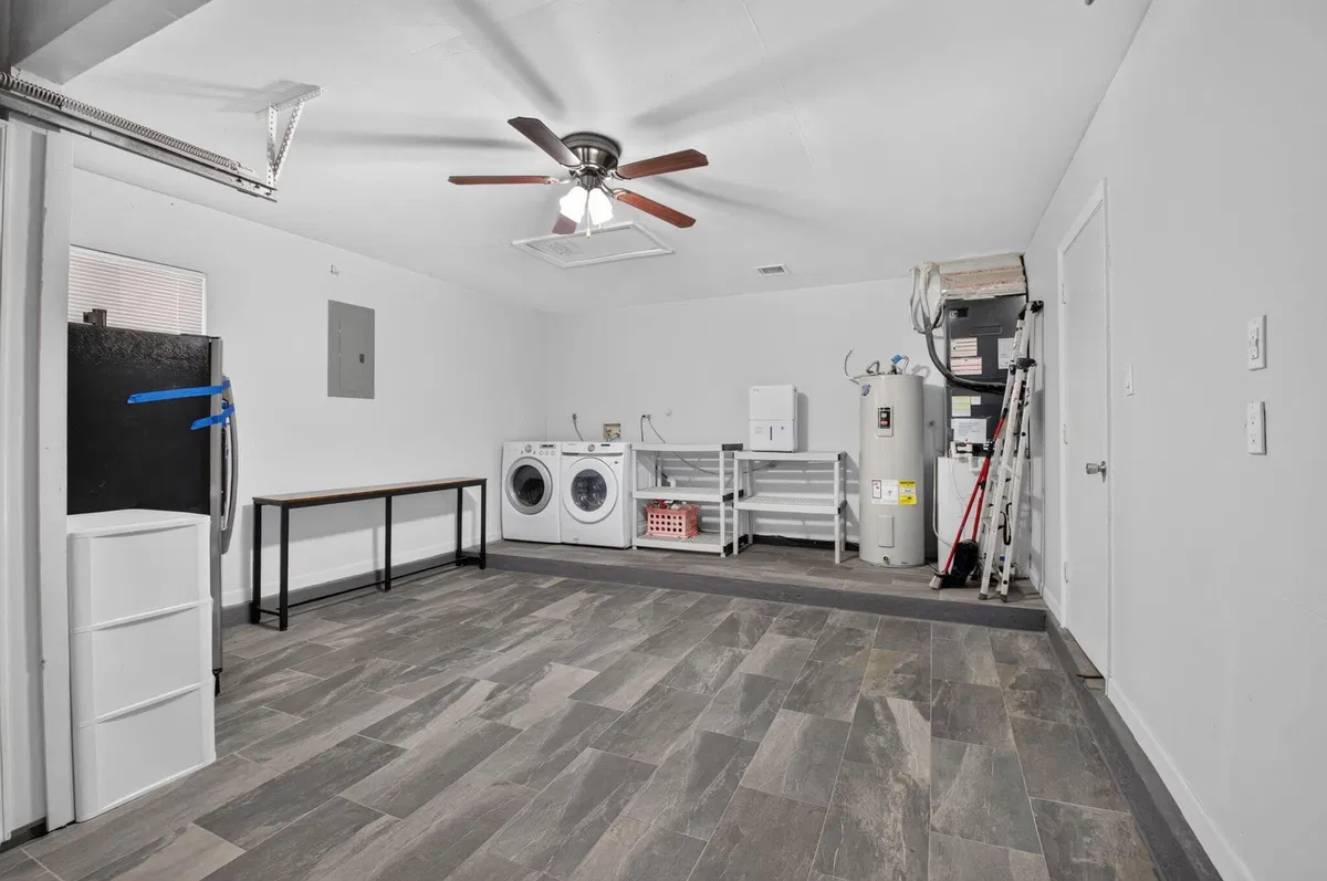 Residence photo 31