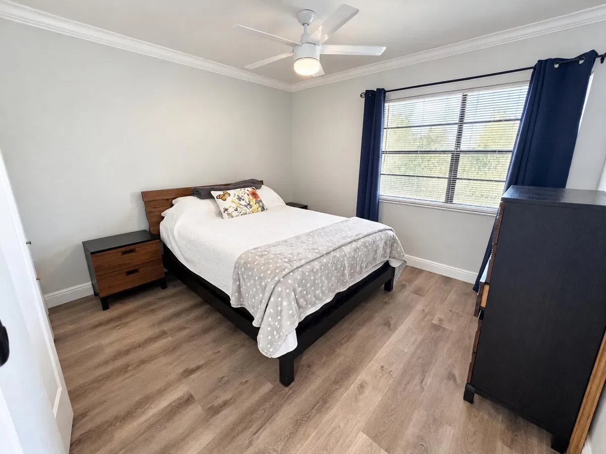  Unit 1560 photo 7