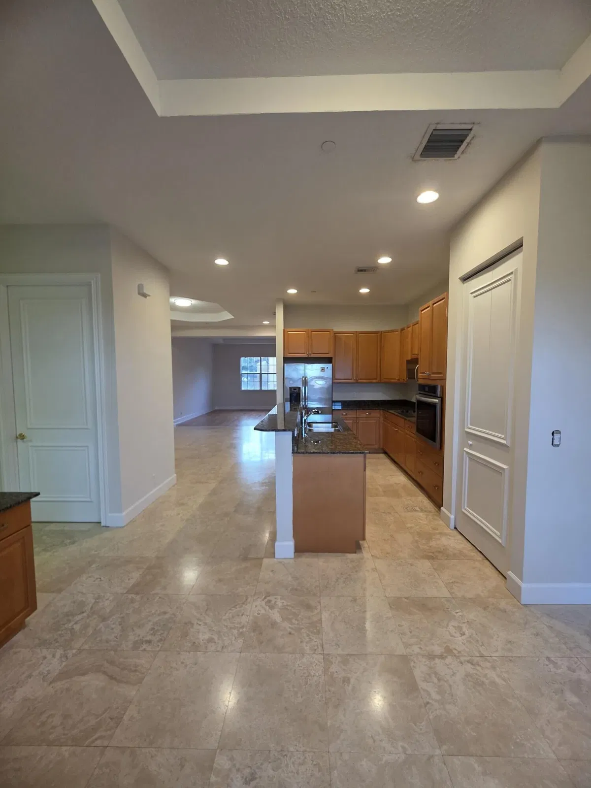 Residence photo 16