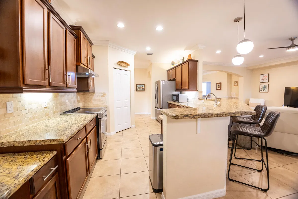 Residence photo 19