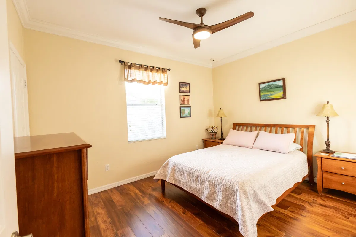 Residence photo 25