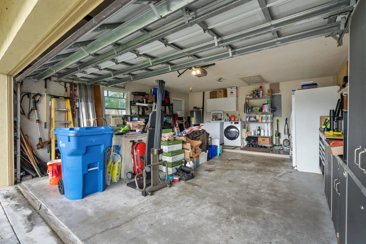 Residence photo 22