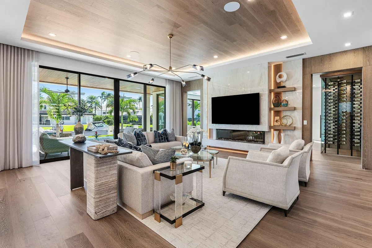 Golden Harbour Residence photo 4