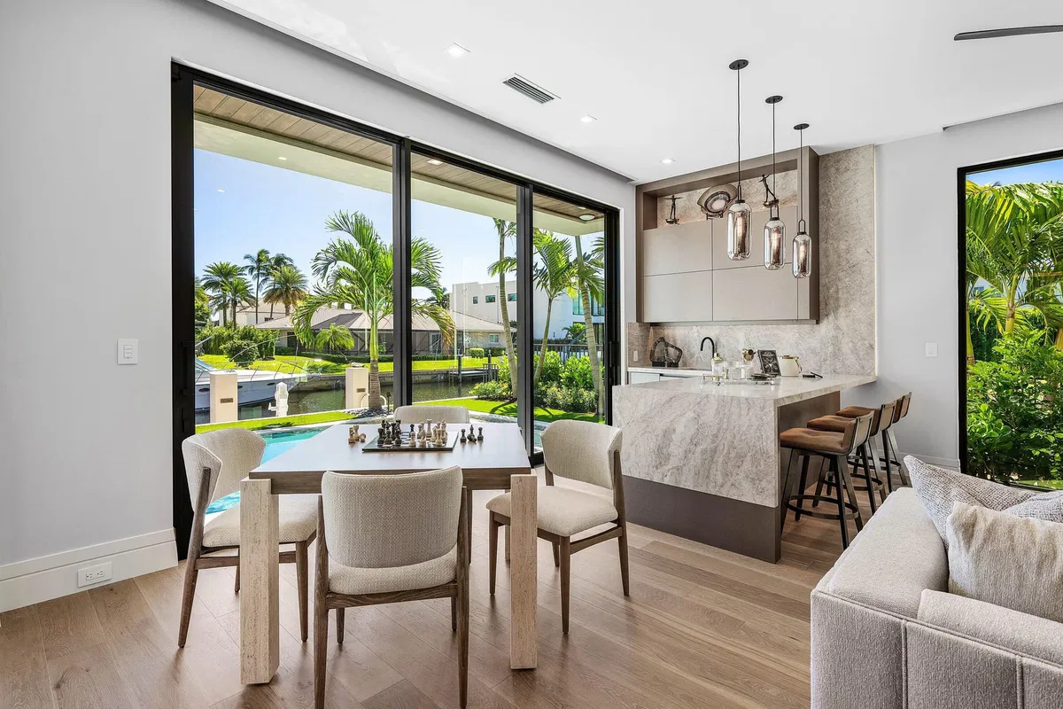 Golden Harbour Residence photo 16