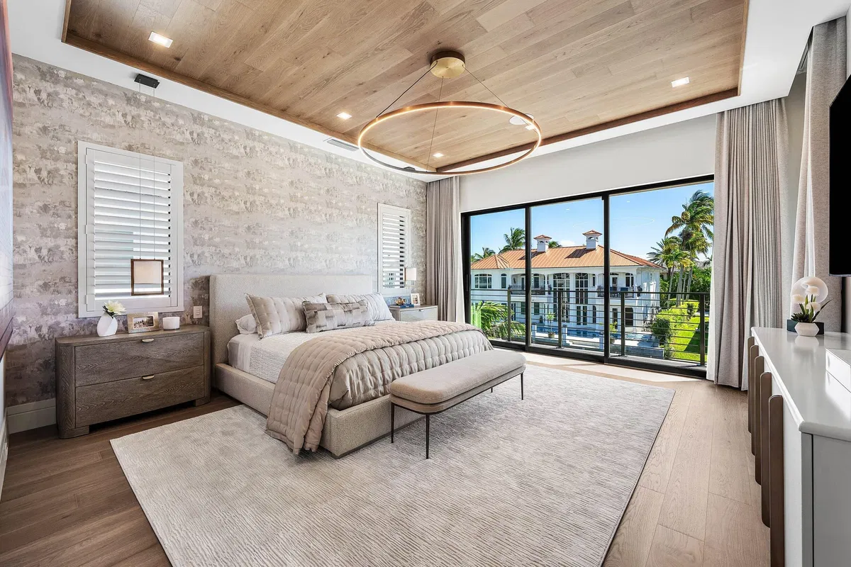Golden Harbour Residence photo 40