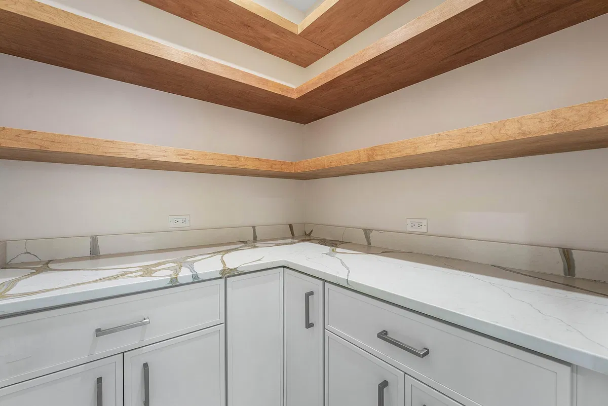 Eastpointe Country Club Residence photo 13