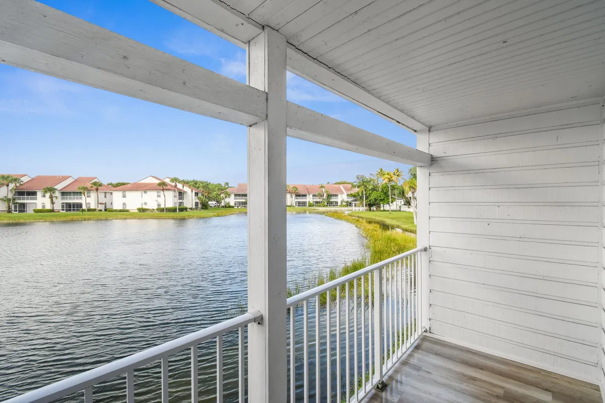 PGA National Palm Beach Gardens Unit 180 photo 22