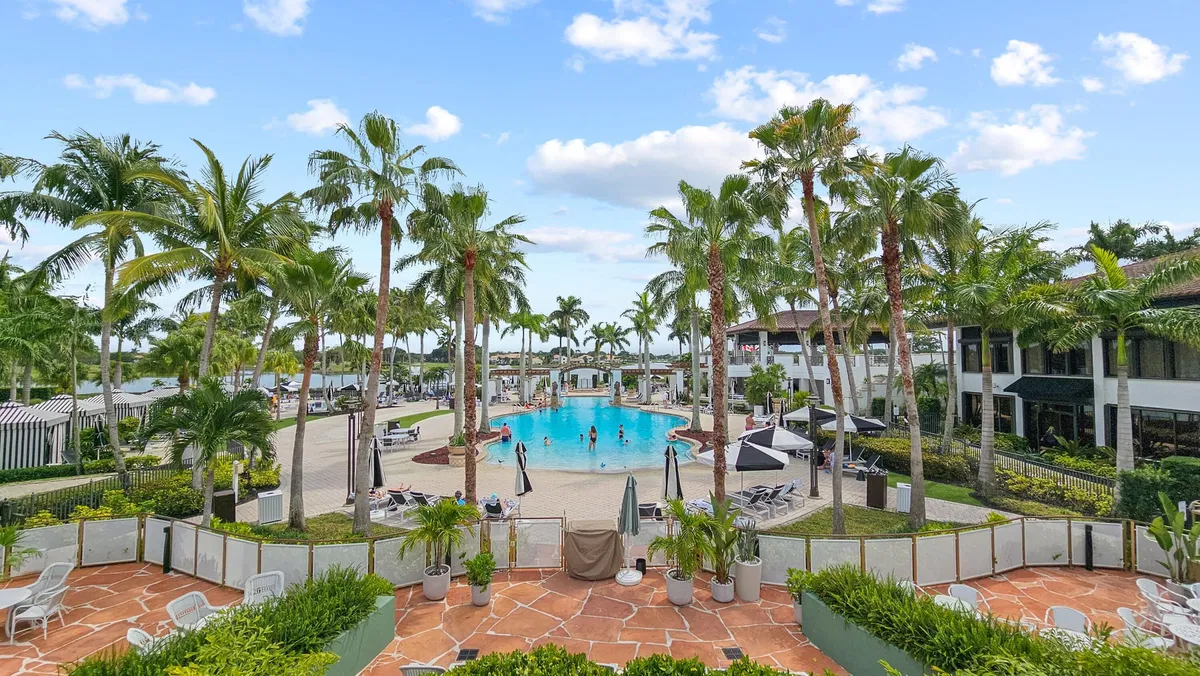 PGA National Palm Beach Gardens Unit 180 photo 31