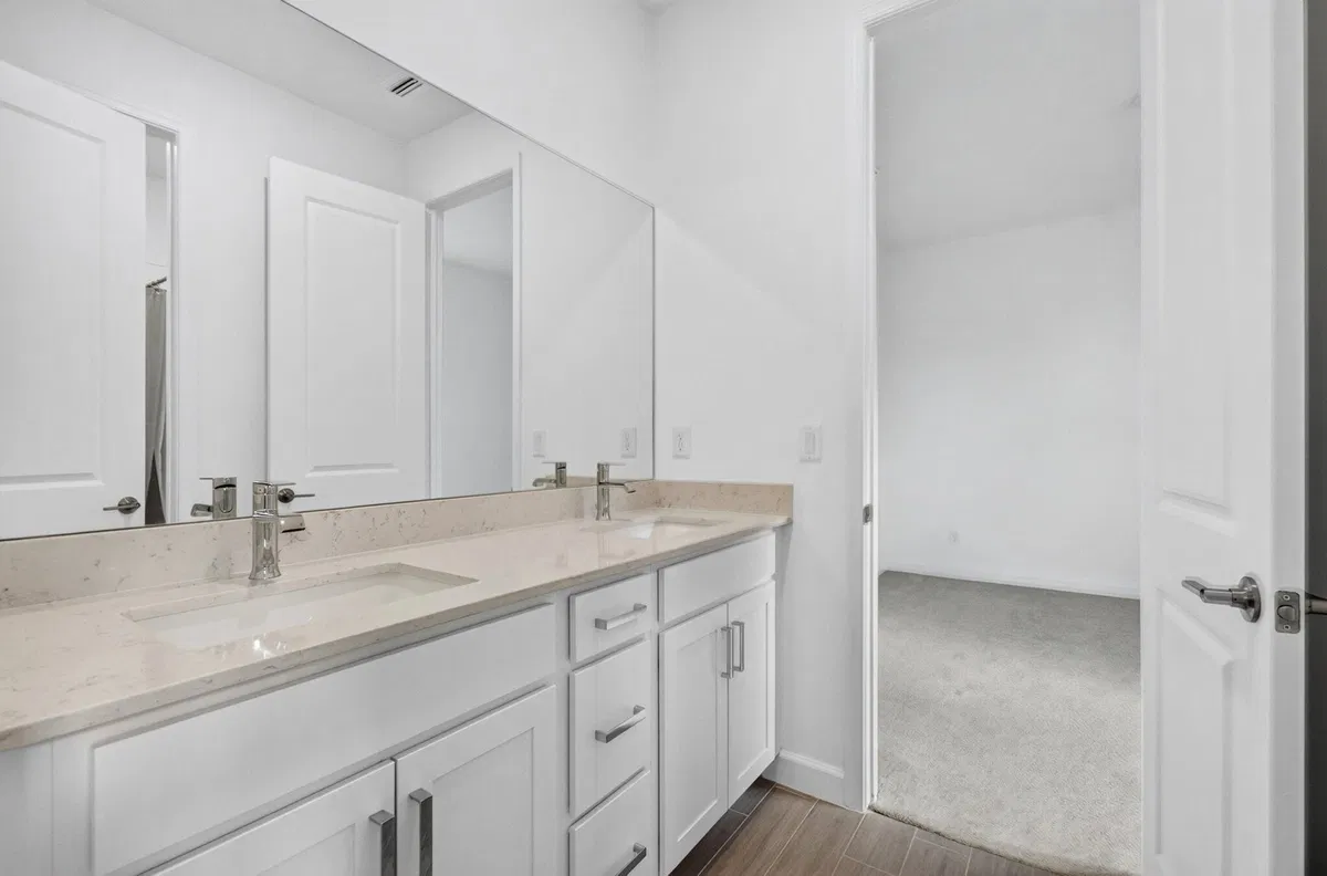Residence photo 25