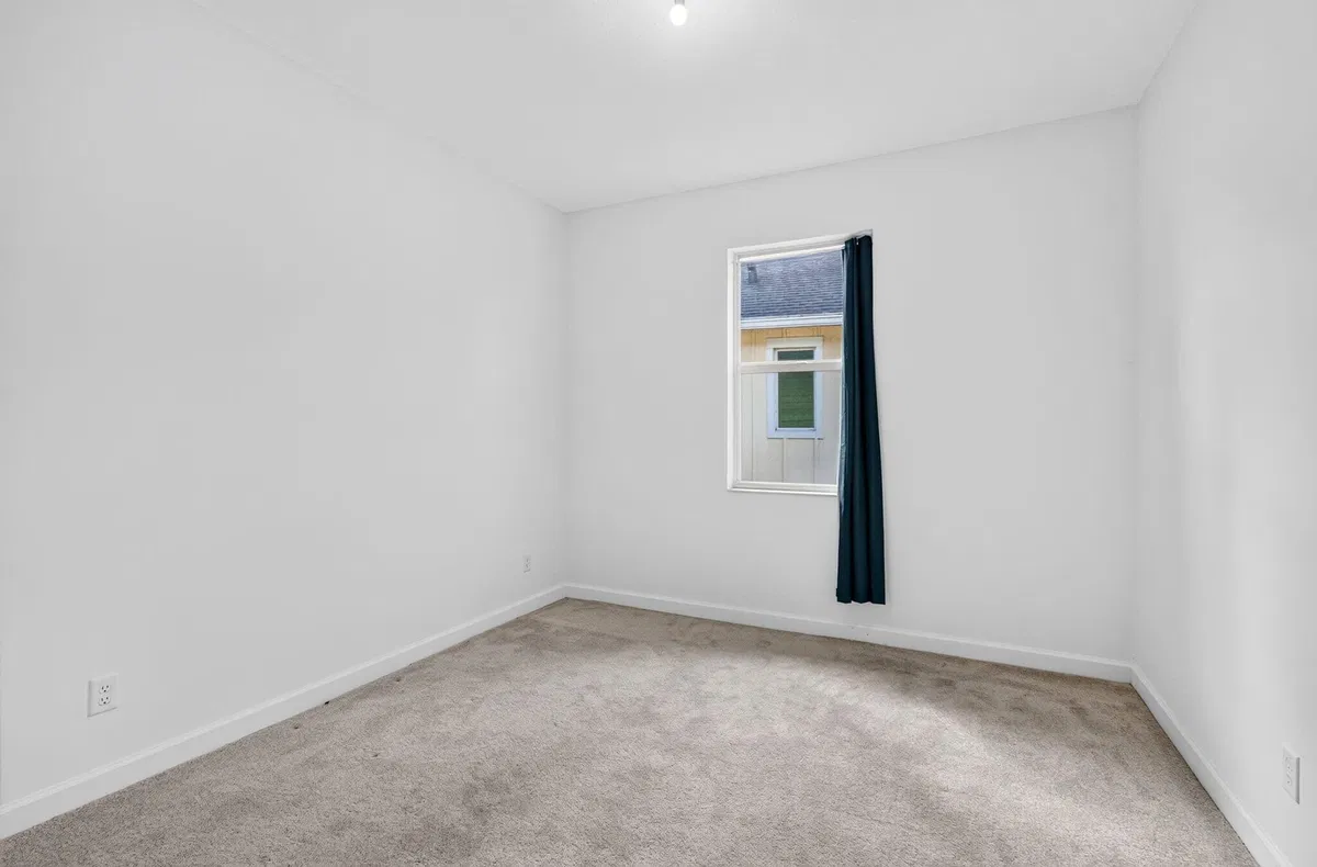Residence photo 31