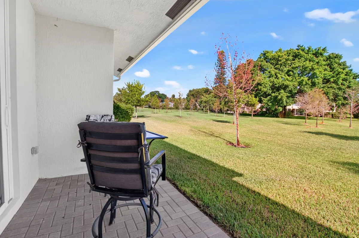 Residence photo 37