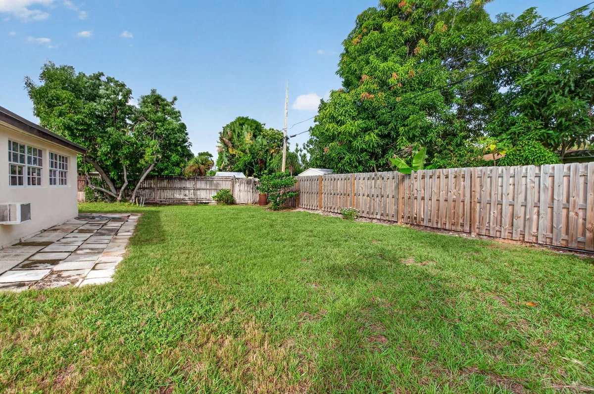 Residence photo 40