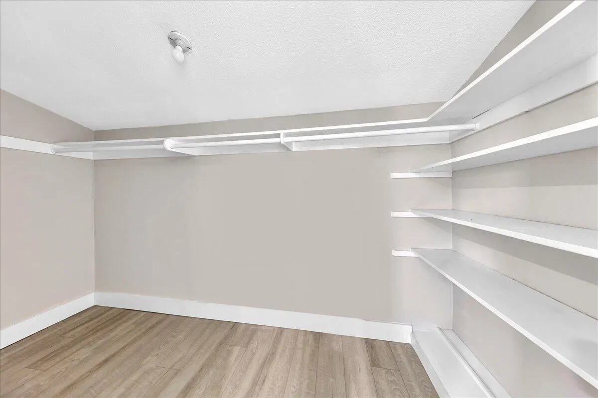 West Palm Beach Residence photo 25