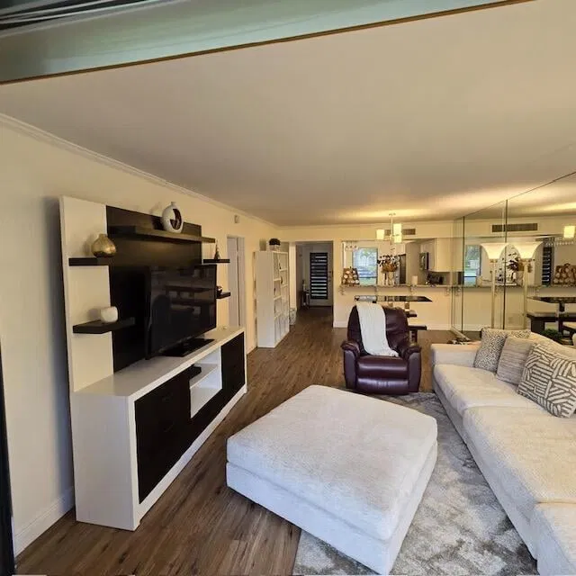 PGA National Palm Beach Gardens Unit 602 photo 4