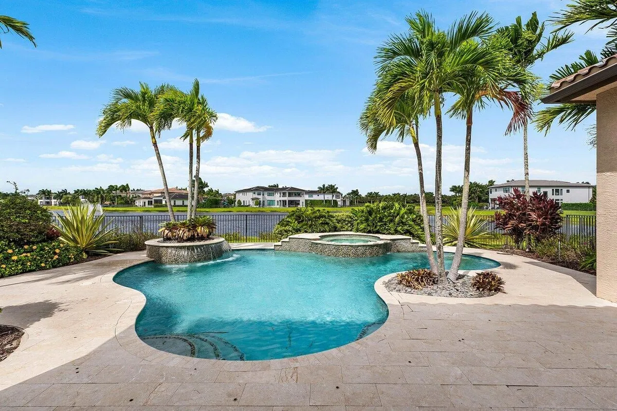 Boca Bridges Residence photo 25