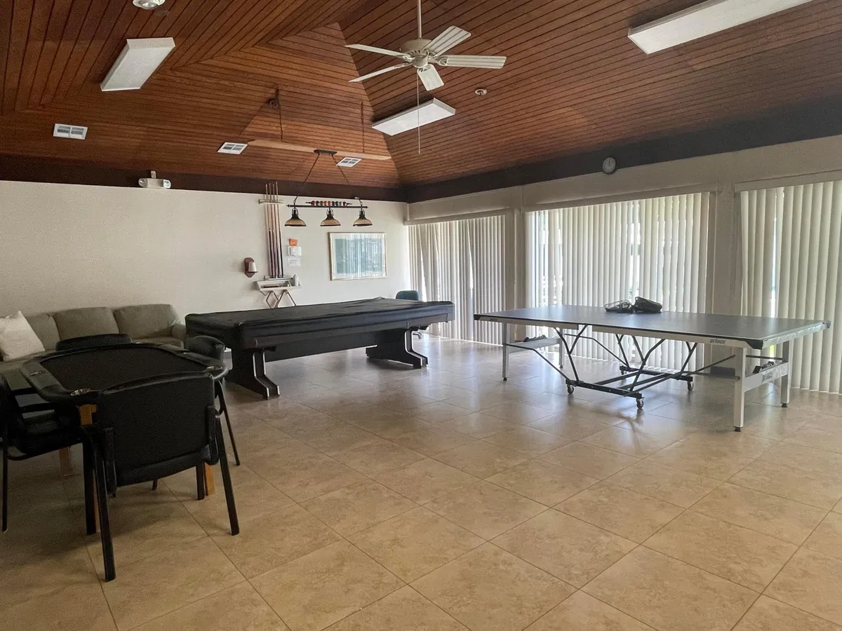 Residence photo 31