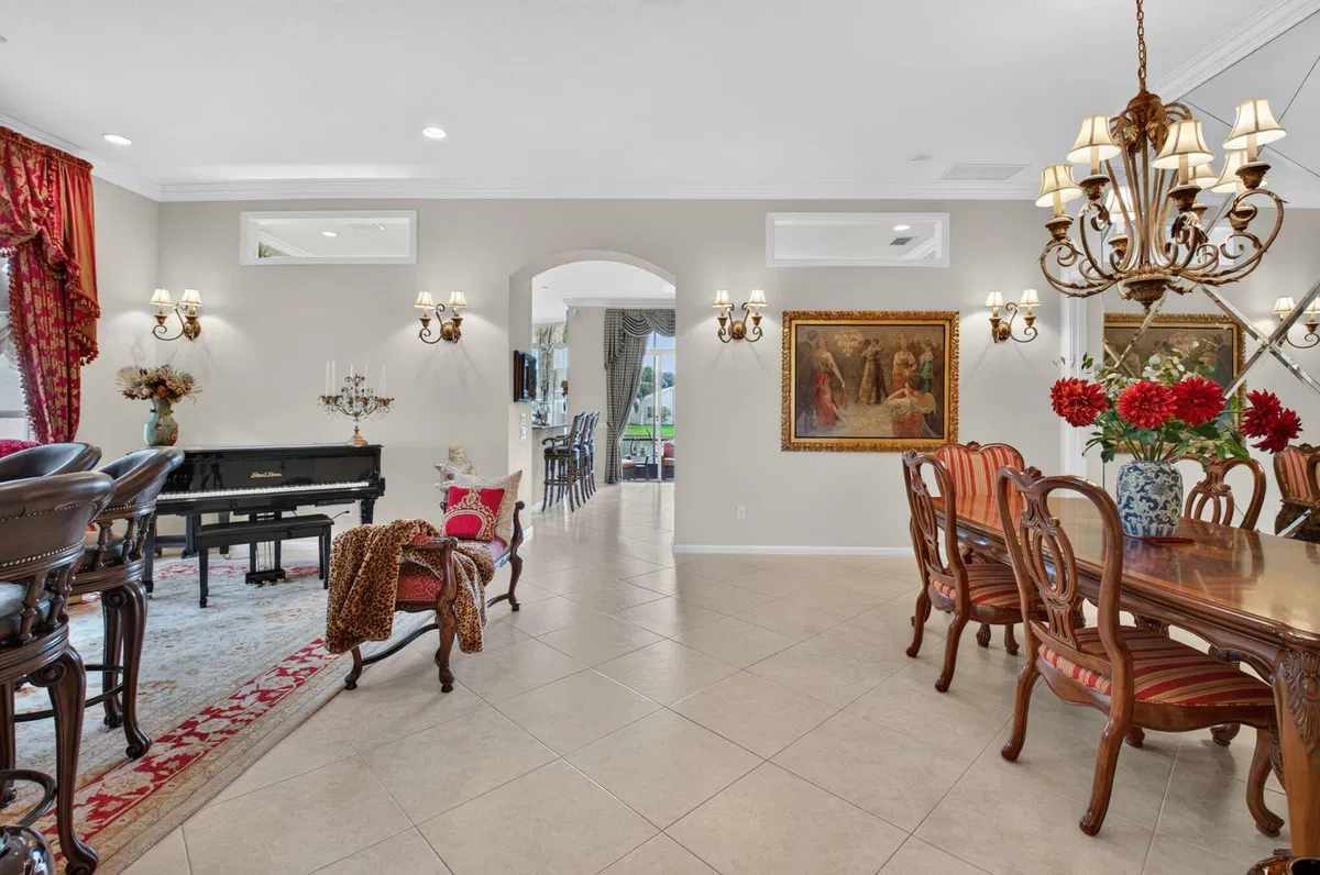 Residence photo 7