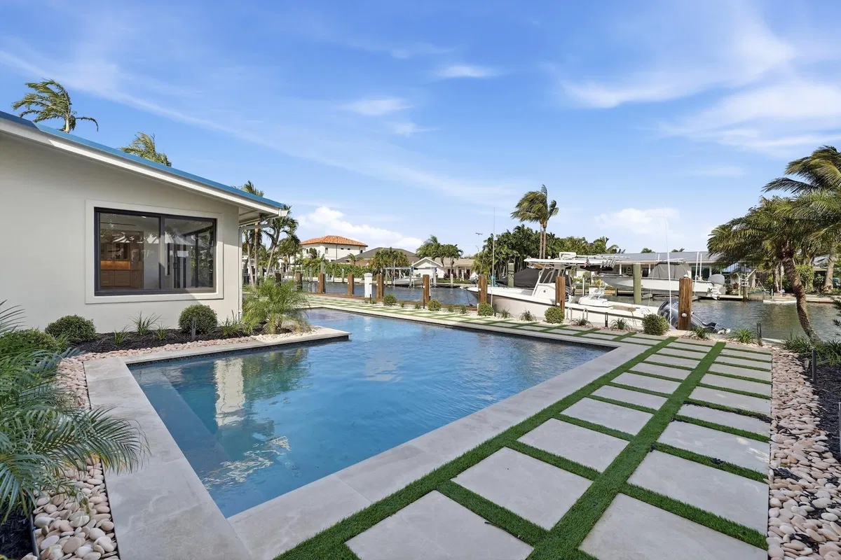 Palm Beach Isles Residence photo 31