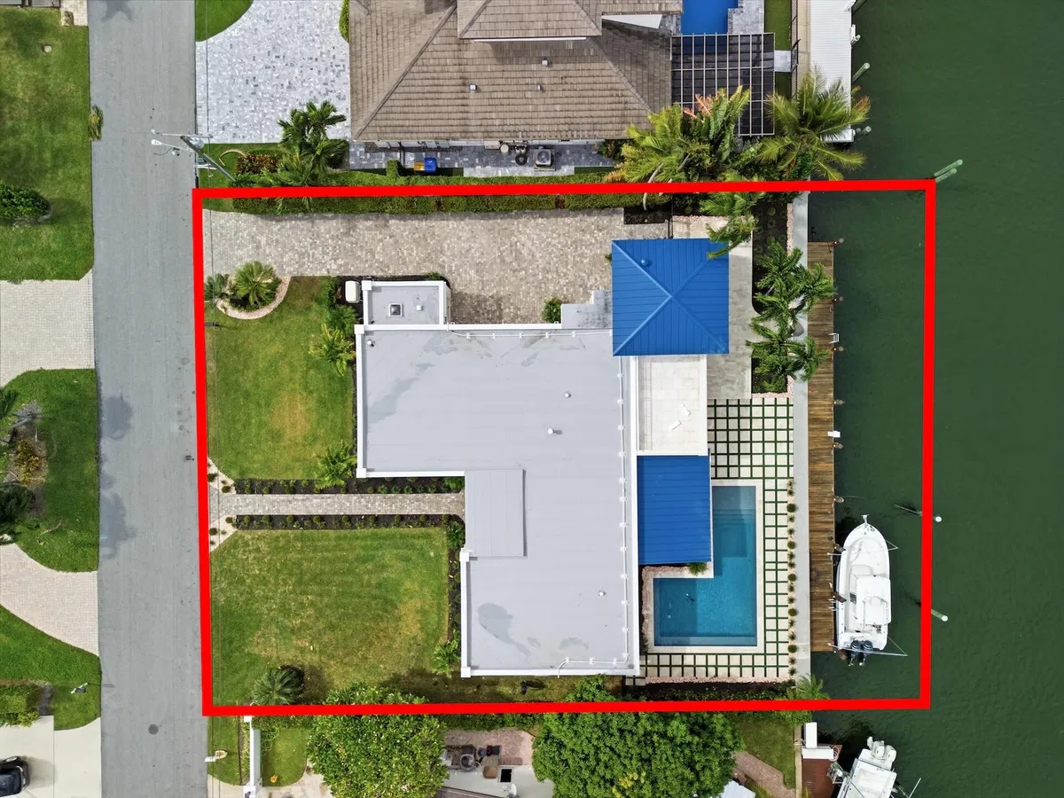 Palm Beach Isles Residence photo 34
