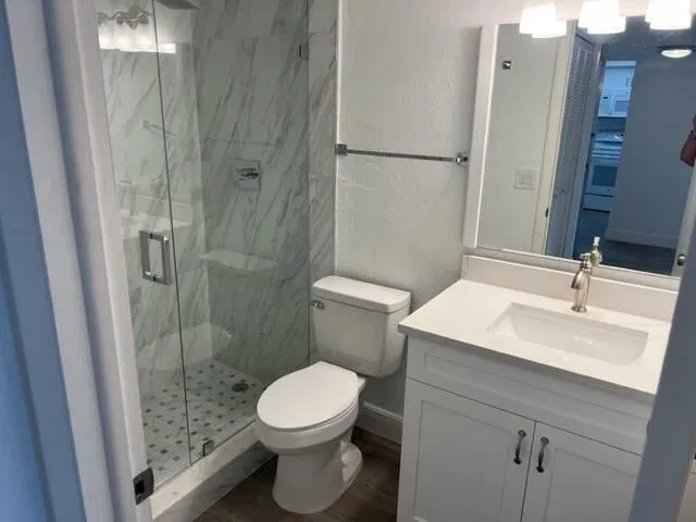  Unit 204 photo 7