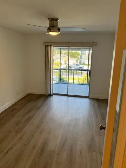  Unit 204 photo 10