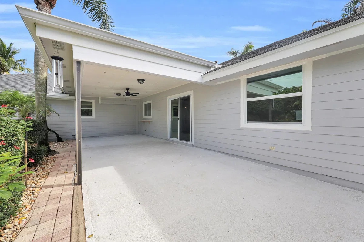 Residence photo 28