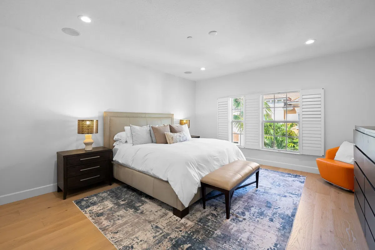 Residence photo 22