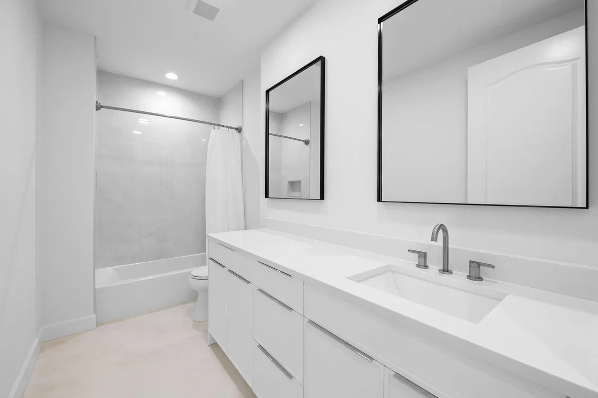 Residence photo 31