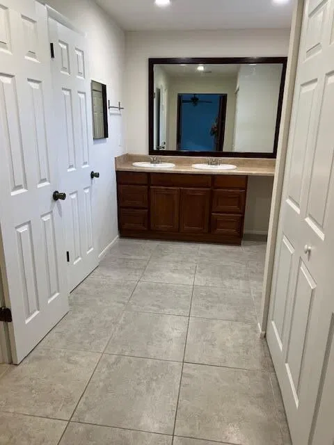 Residence photo 19