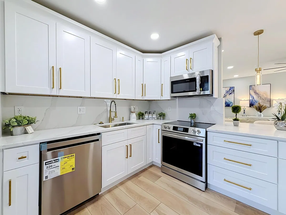 Residence photo 31