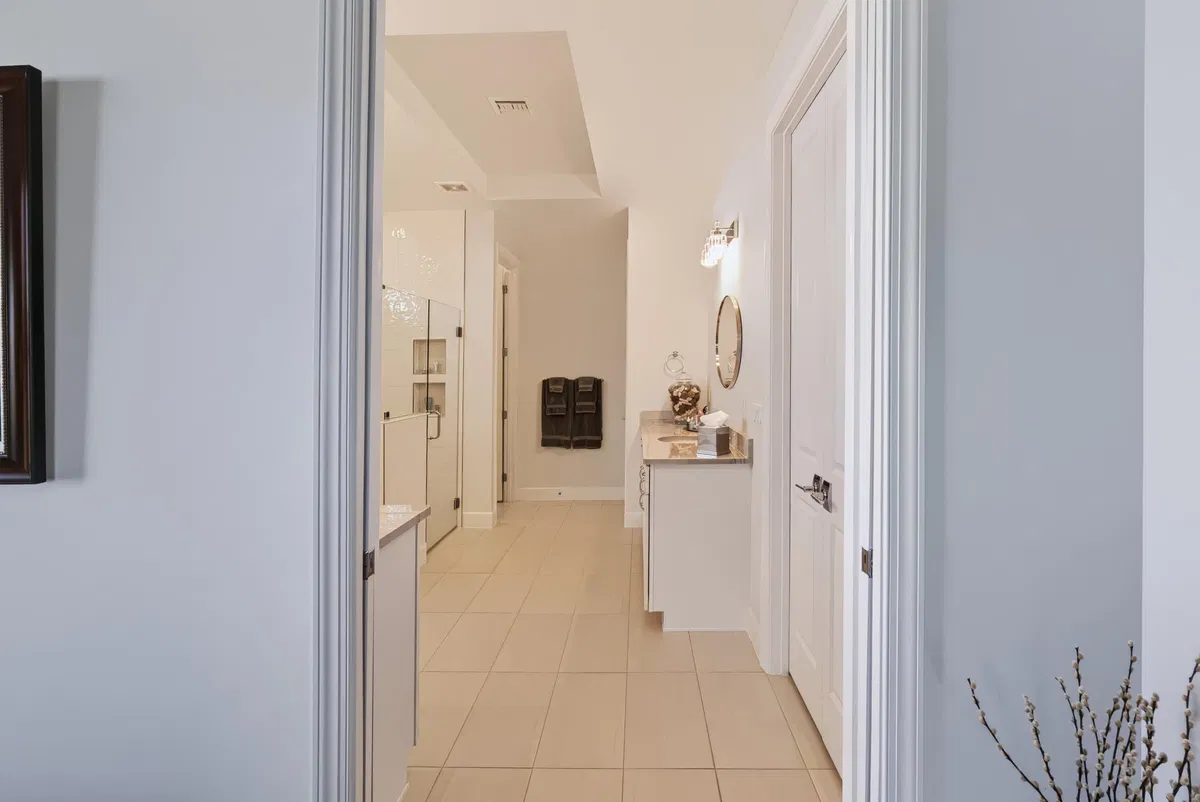 Bridgewater Preserve Residence photo 34