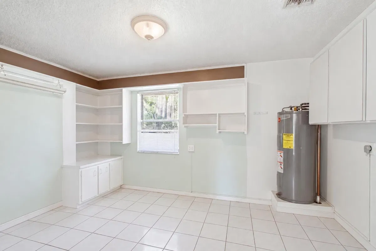  Residence photo 10