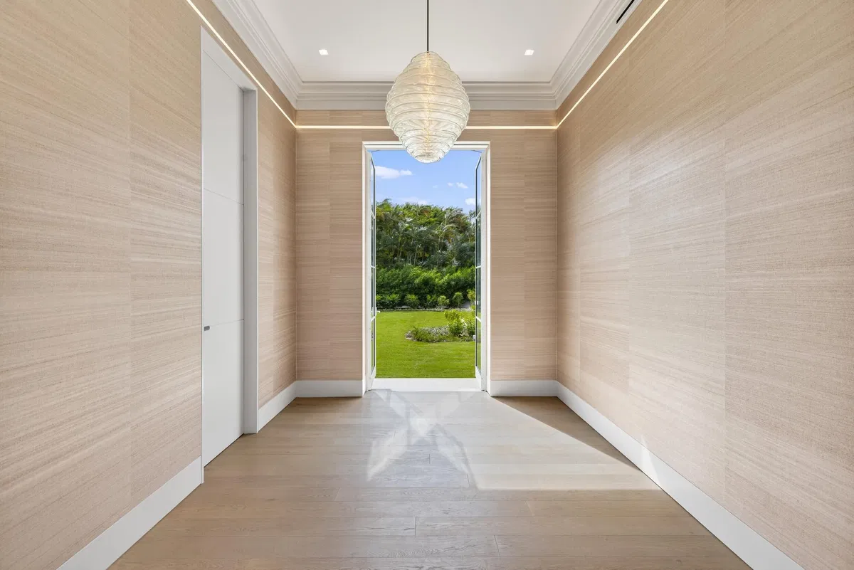 Estate Section Palm Beach Residence photo 46