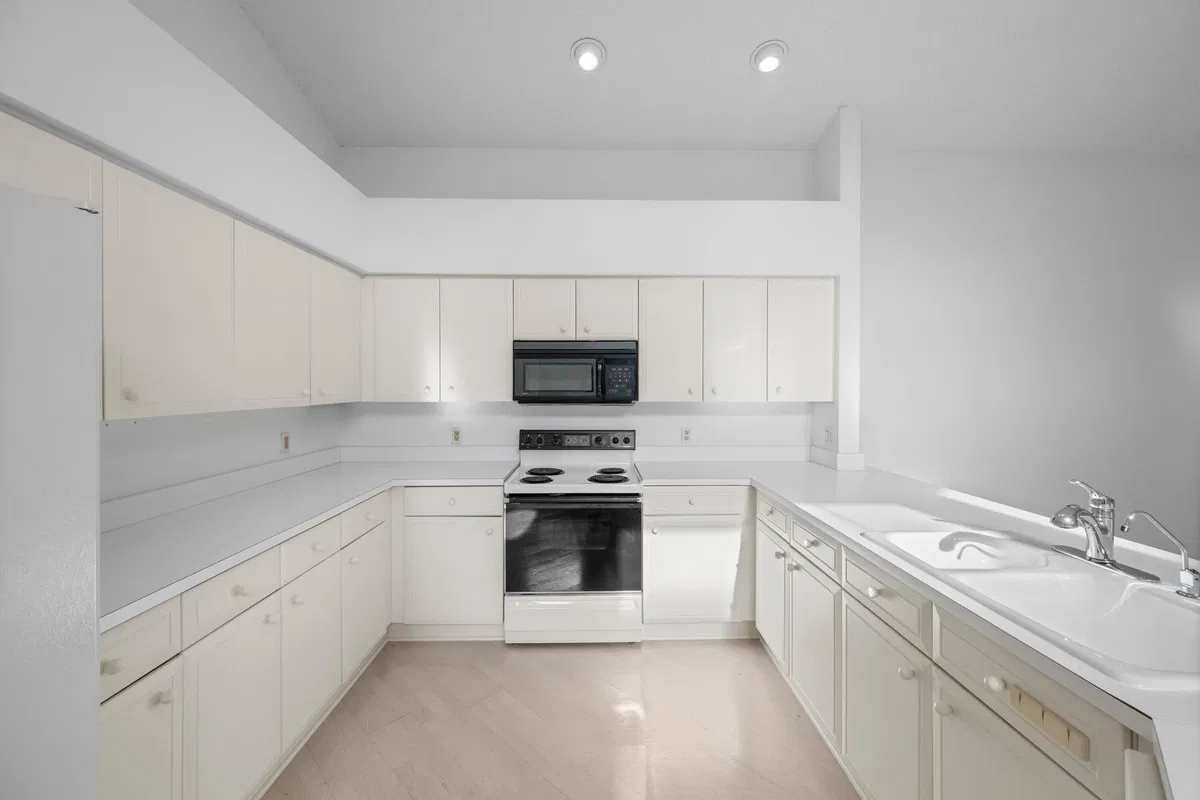  Residence photo 22