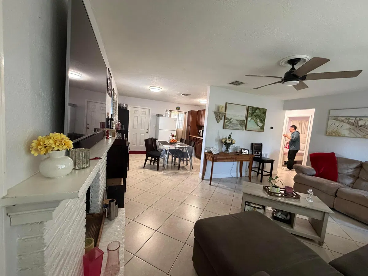 Residence photo 10