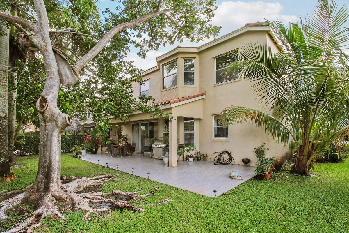 Residence photo 37