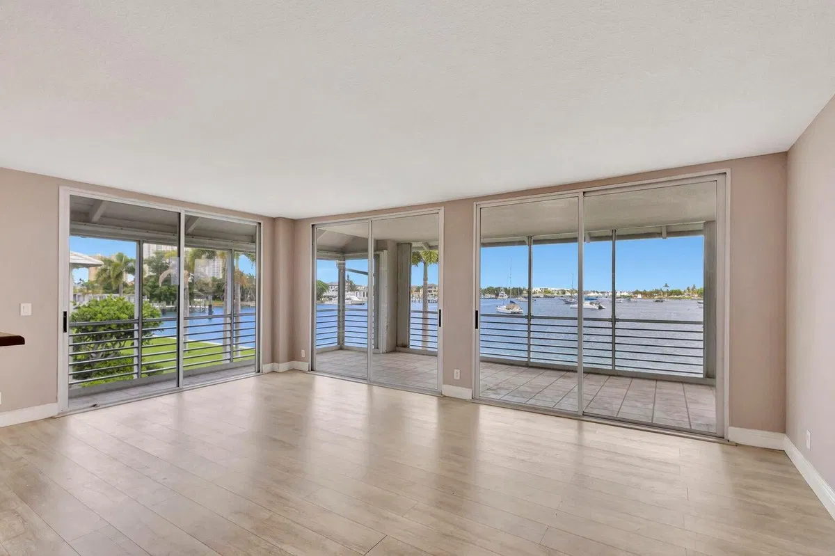 Singer Island Unit 7 photo 7