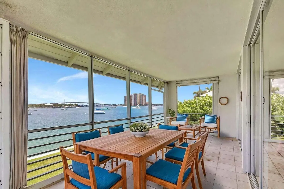 Singer Island Unit 7 photo 16
