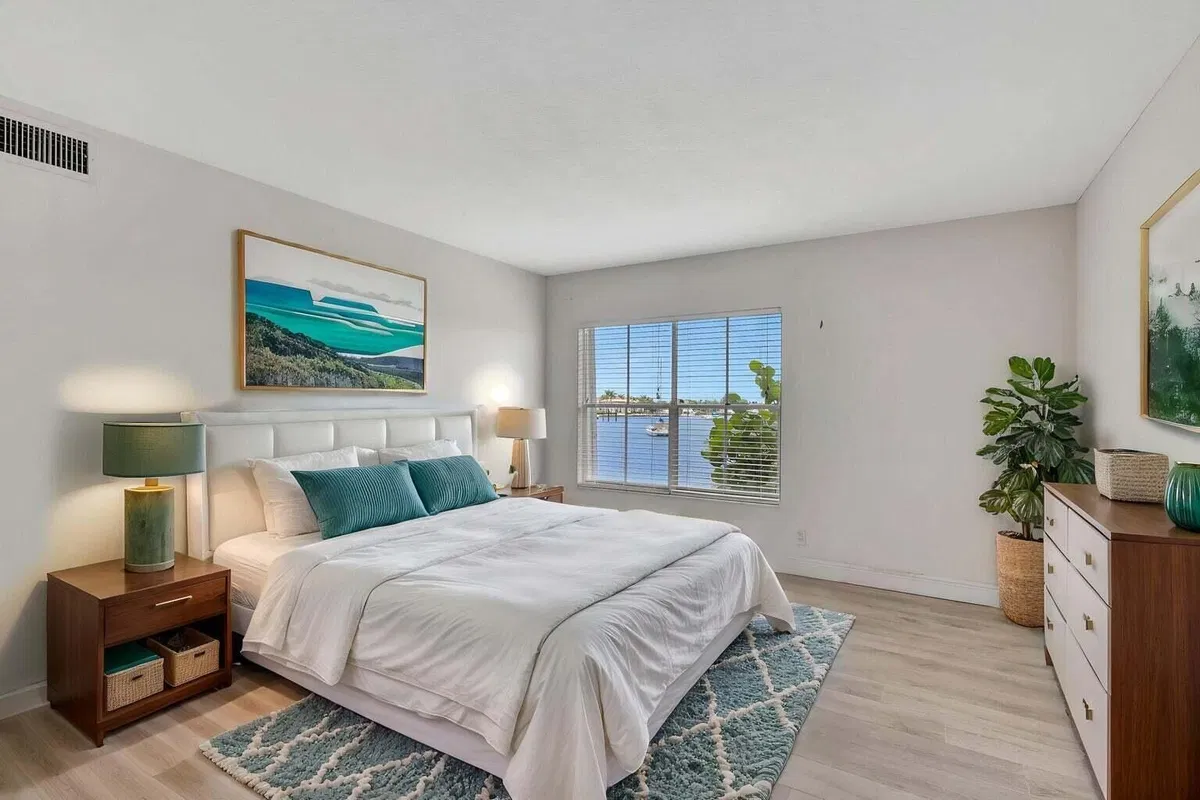Singer Island Unit 7 photo 25