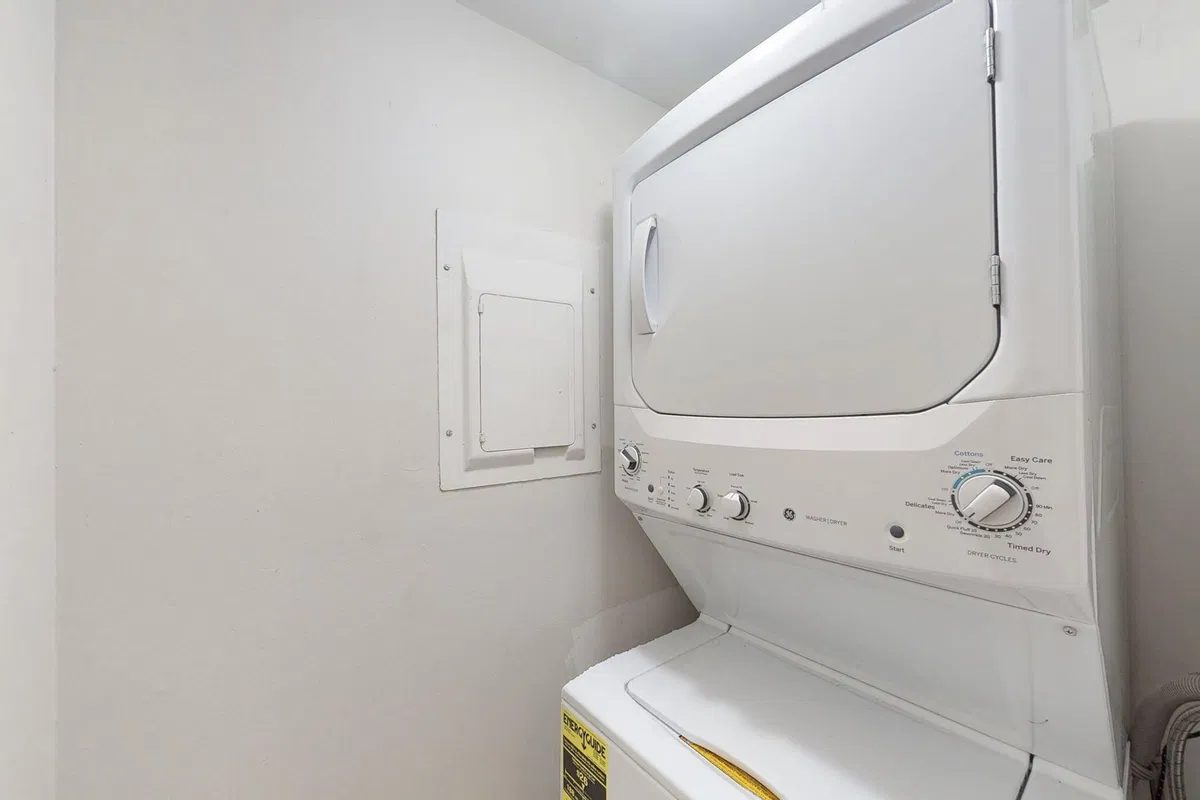 Unit 113-F1 photo 16